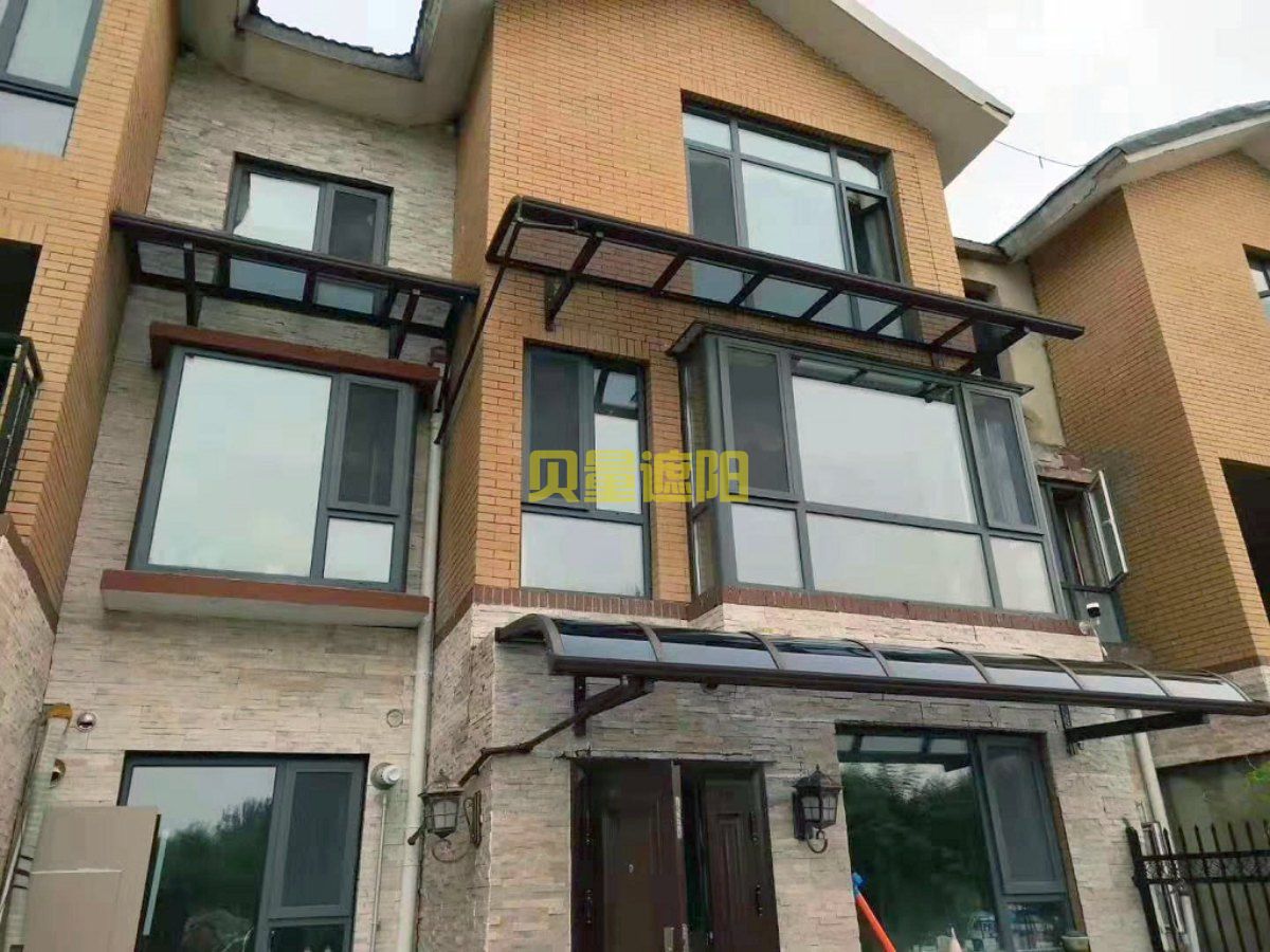 北京最近老下雨，阳台和窗户外要不要装雨棚？